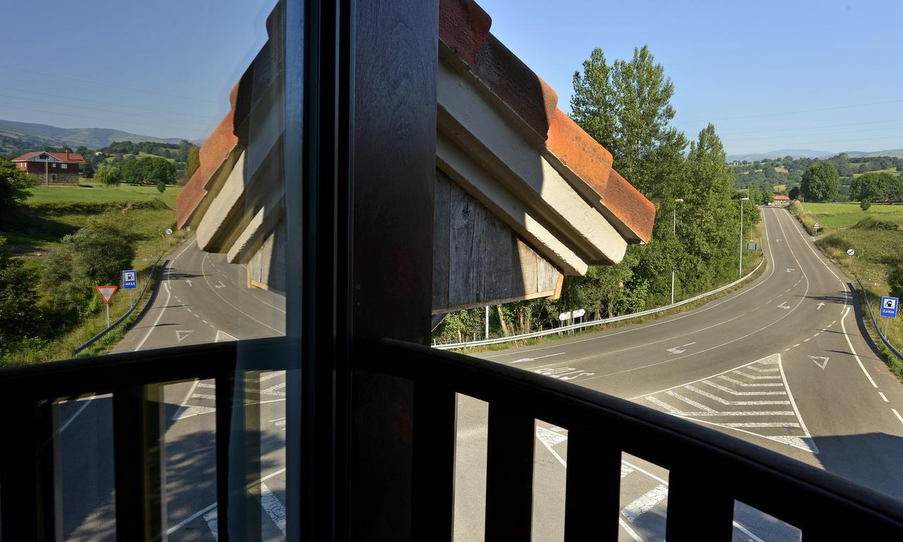 Hotel La Alfonsina Santibanez de Villacarriedo Zewnętrze zdjęcie