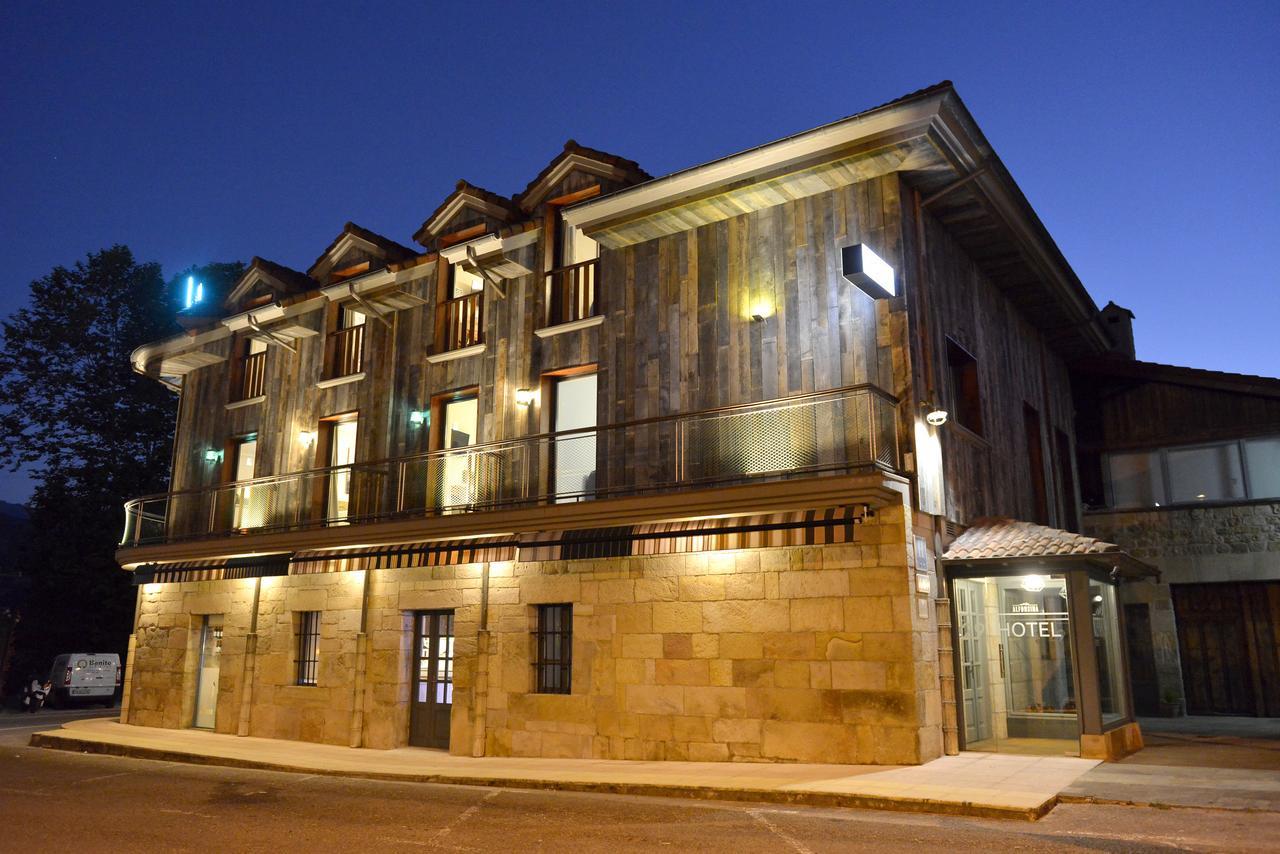 Hotel La Alfonsina Santibanez de Villacarriedo Zewnętrze zdjęcie